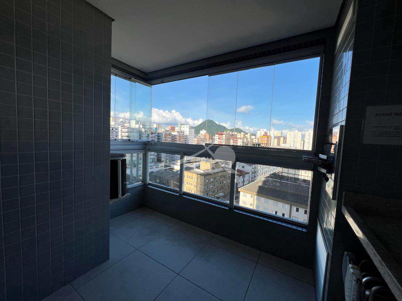 Apartamento à venda com 2 quartos, 75m² - Foto 6