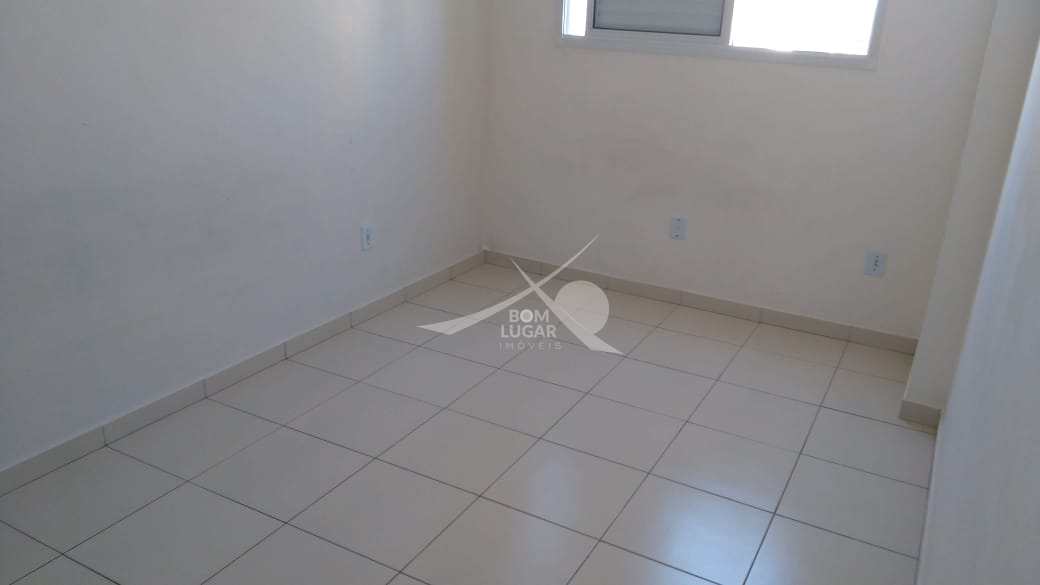 Apartamento à venda com 2 quartos, 61m² - Foto 11