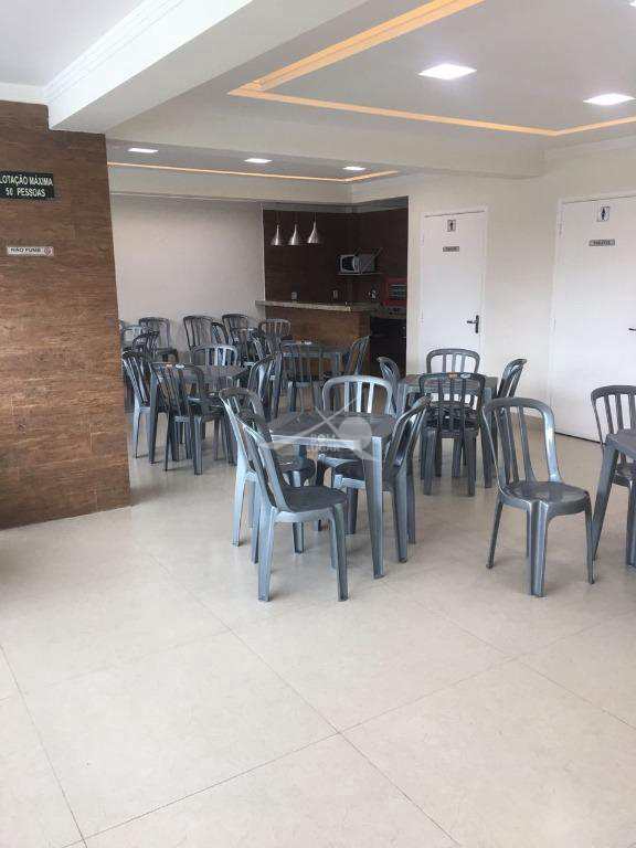 Apartamento à venda com 2 quartos, 61m² - Foto 17