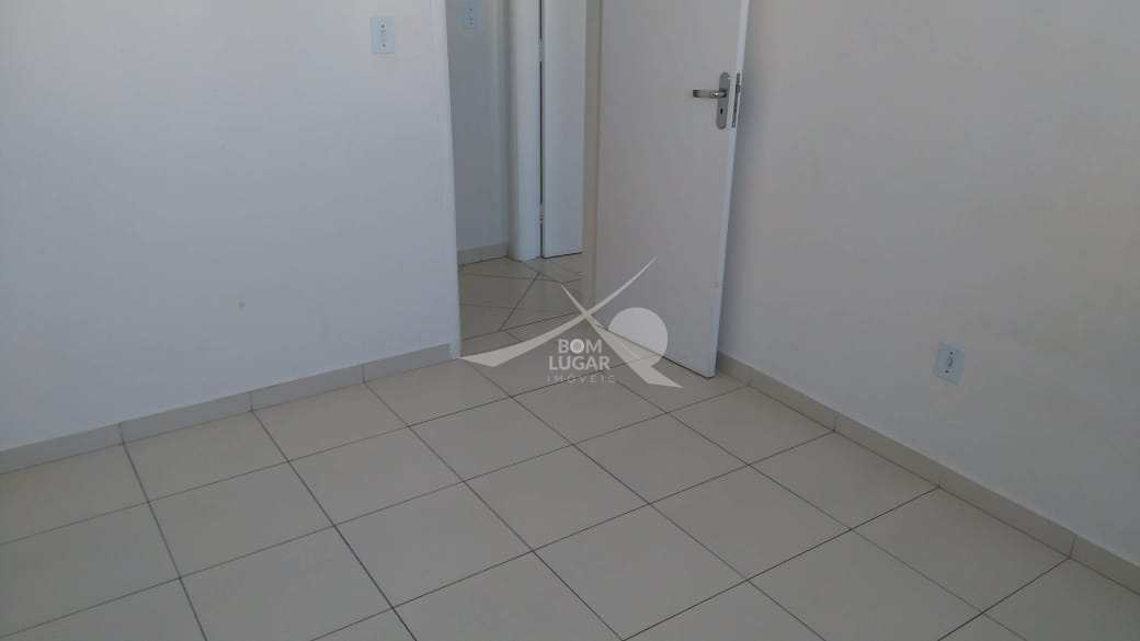 Apartamento à venda com 2 quartos, 61m² - Foto 10