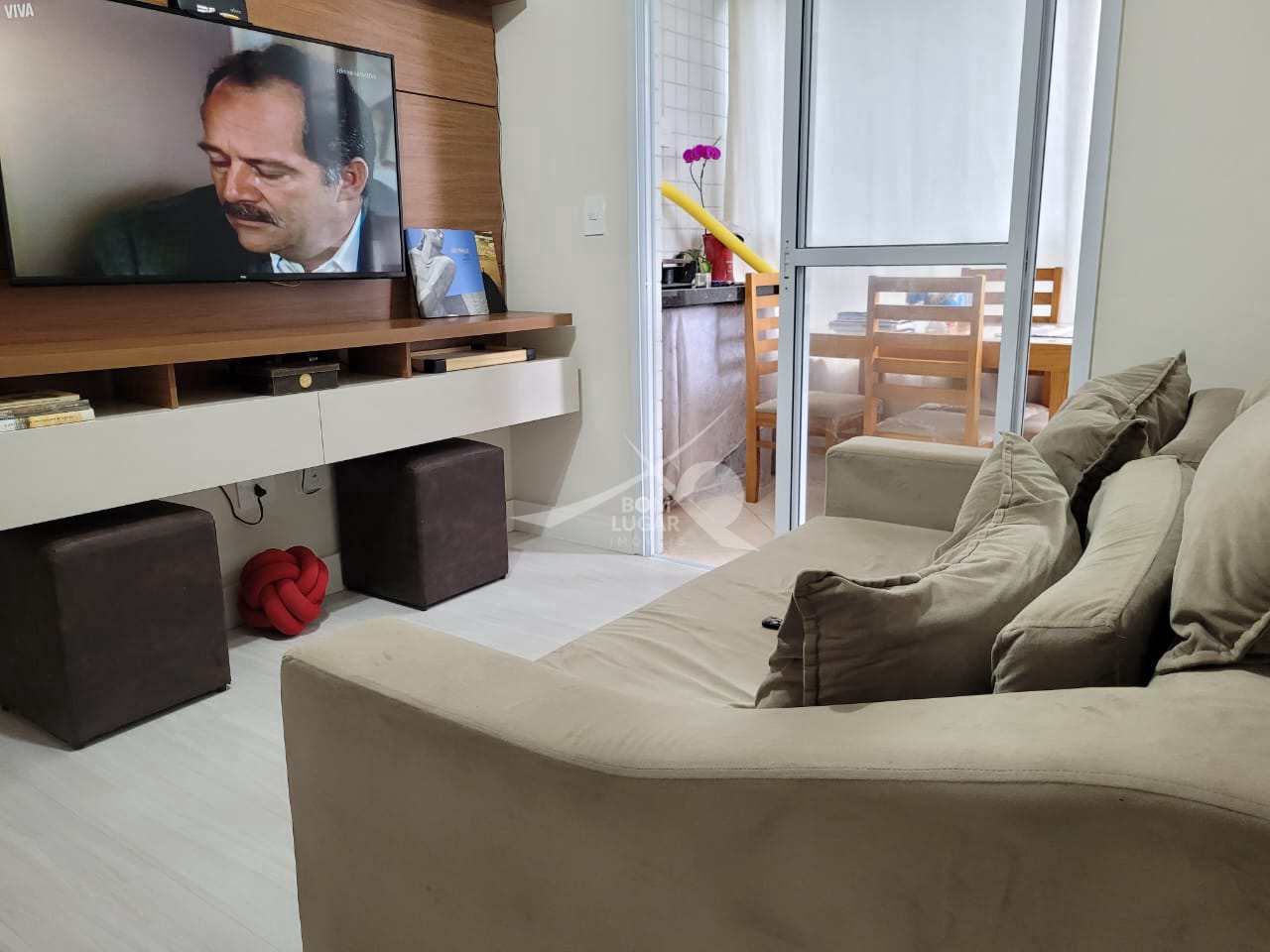 Apartamento à venda com 2 quartos, 57m² - Foto 1