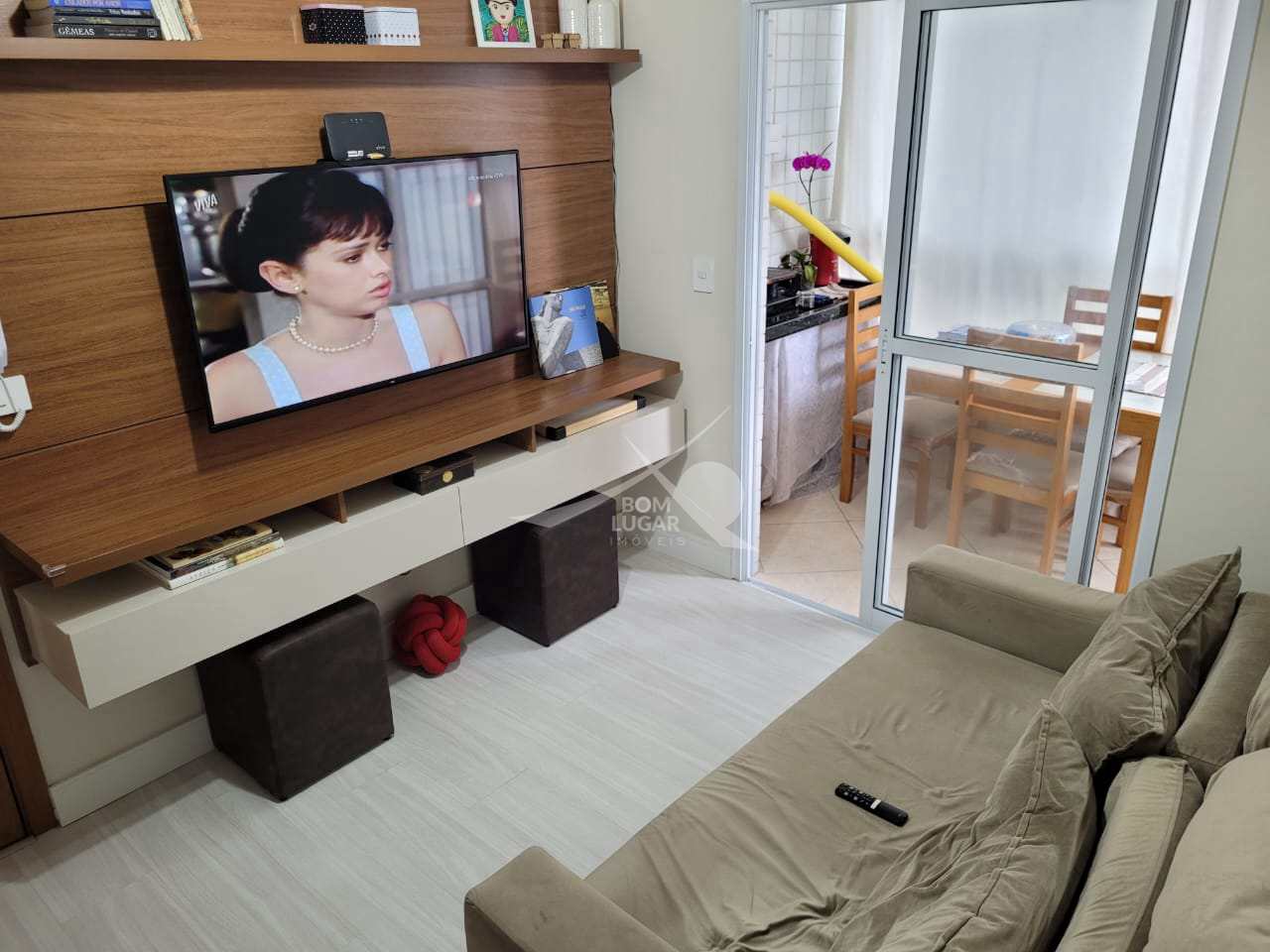 Apartamento à venda com 2 quartos, 57m² - Foto 2