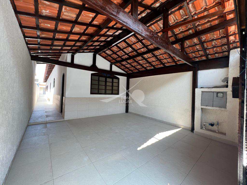 Casa à venda com 3 quartos, 103m² - Foto 2