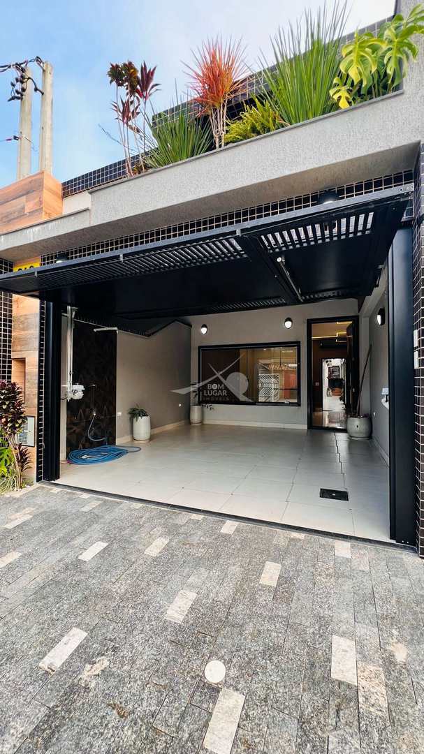 Casa à venda com 3 quartos, 115m² - Foto 2