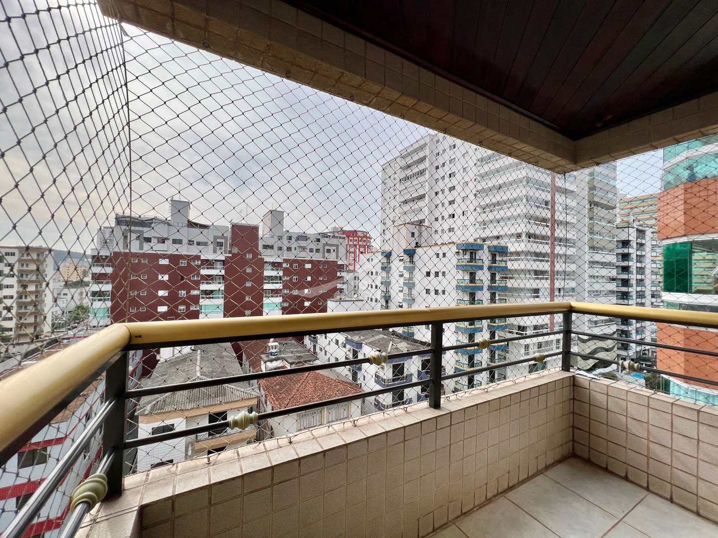 Apartamento à venda com 4 quartos, 210m² - Foto 4