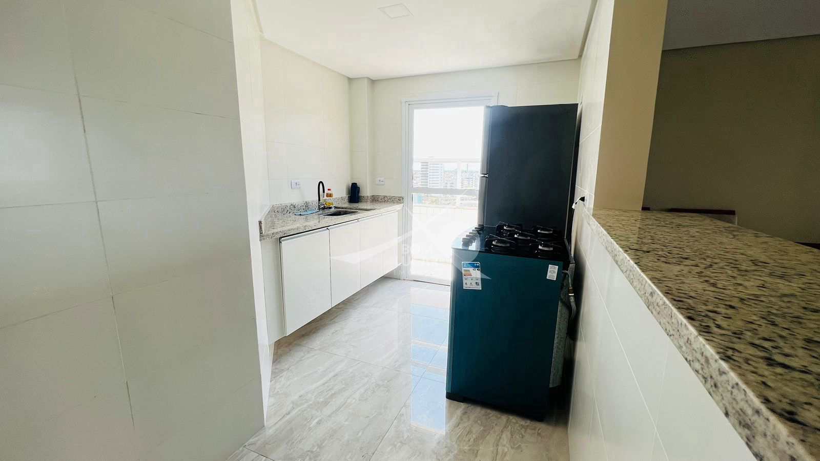 Apartamento à venda com 2 quartos, 67m² - Foto 27