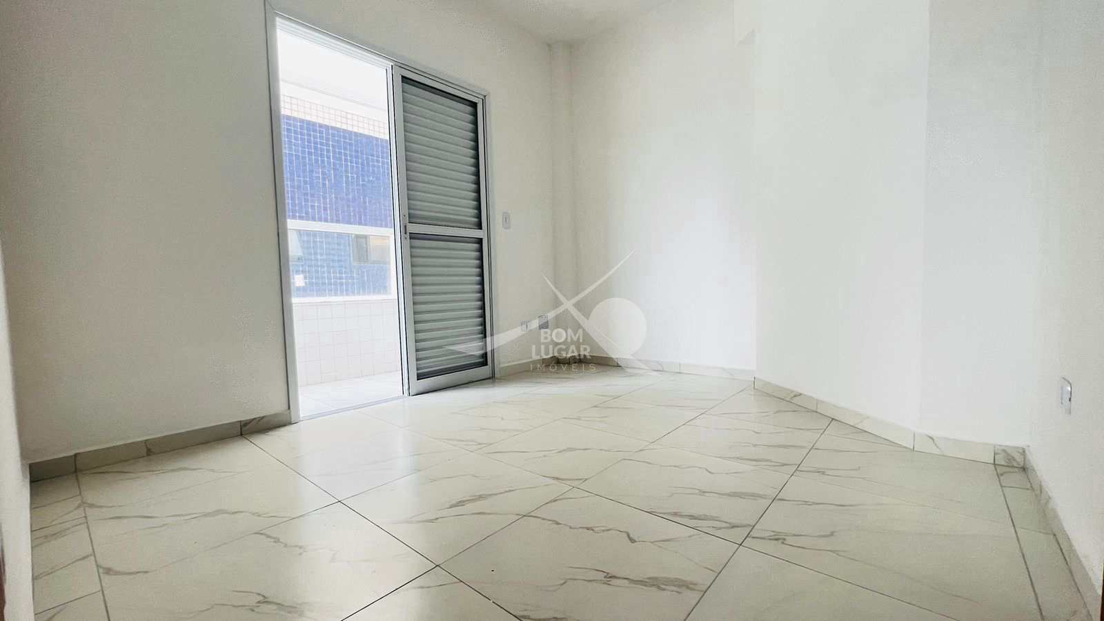 Apartamento à venda com 2 quartos, 67m² - Foto 9