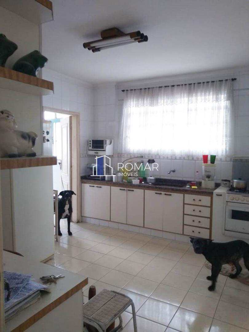 Apartamento à venda com 2 quartos, 177m² - Foto 2