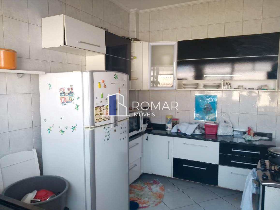 Apartamento à venda com 2 quartos, 84m² - Foto 4