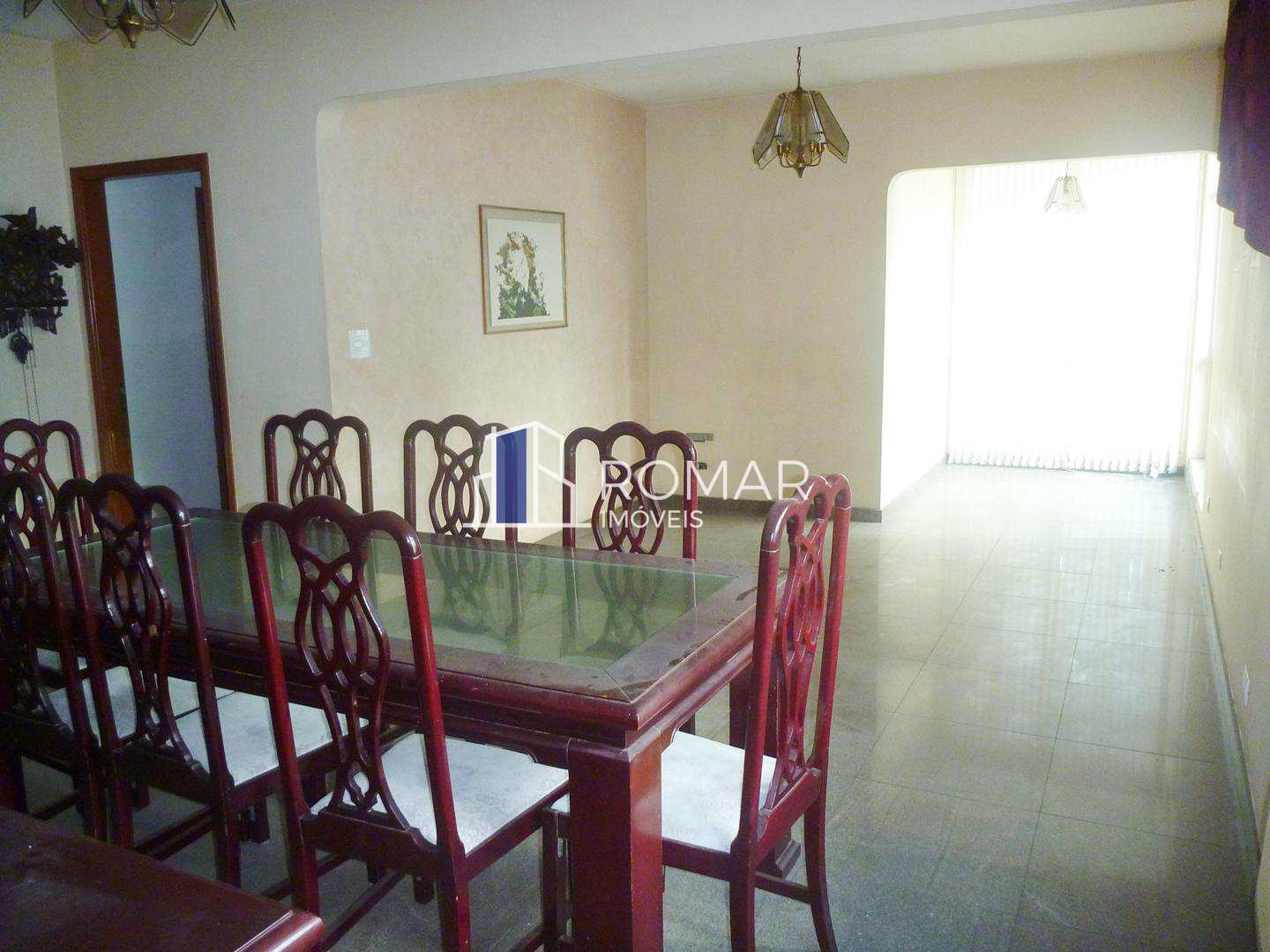 Apartamento à venda com 2 quartos, 141m² - Foto 2