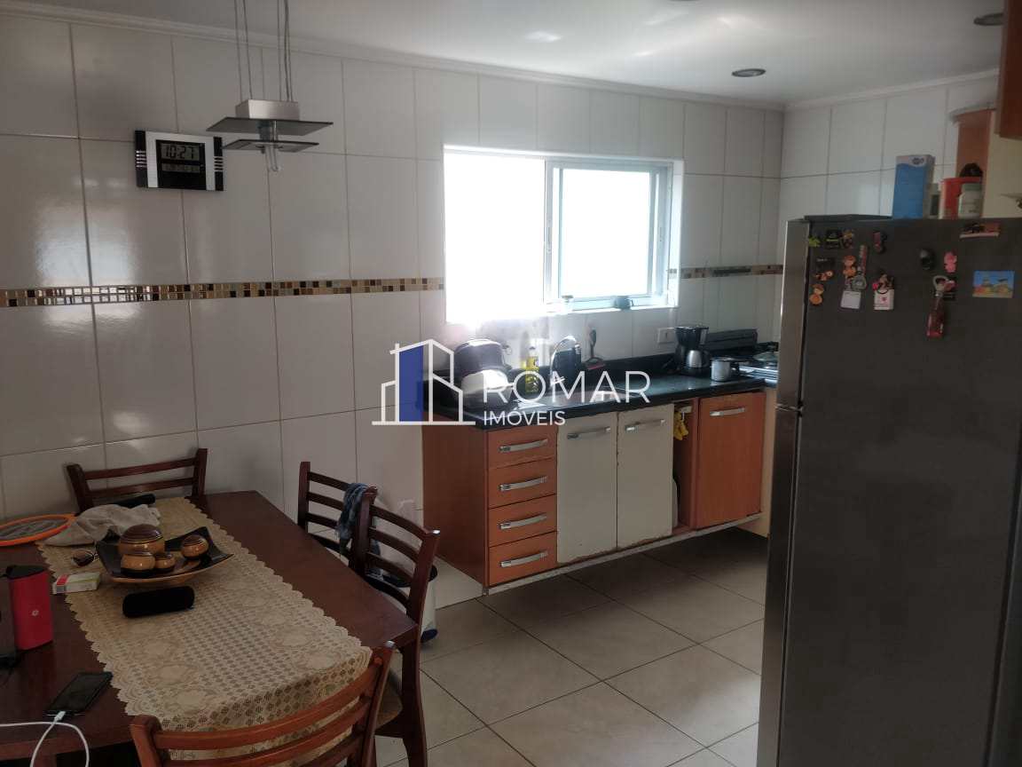 Sobrado à venda com 2 quartos, 105m² - Foto 4