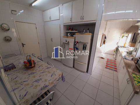 Apartamento à venda com 3 quartos, 167m² - Foto 12