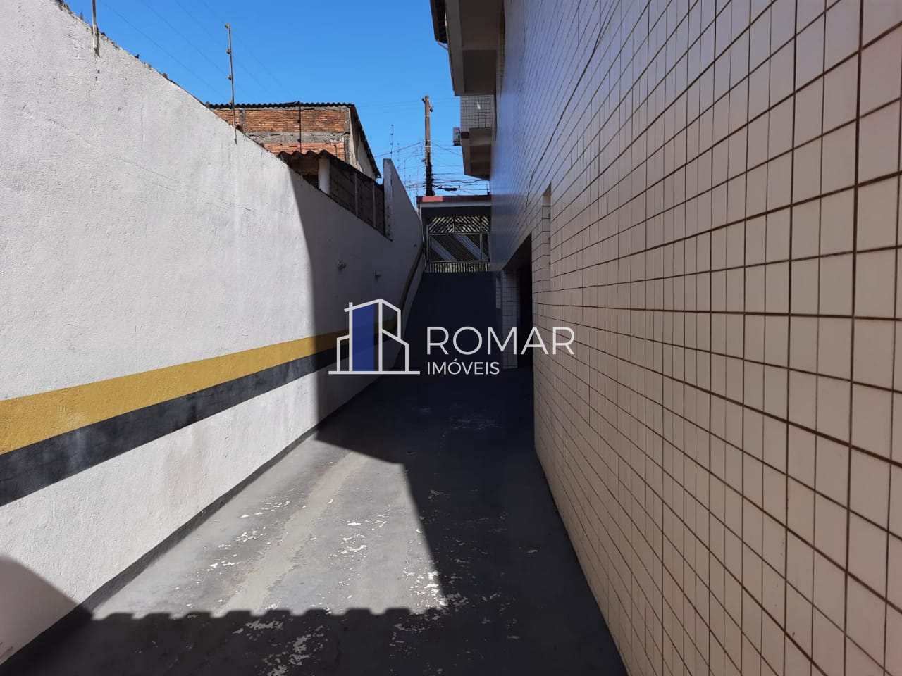 Apartamento à venda com 3 quartos, 130m² - Foto 2