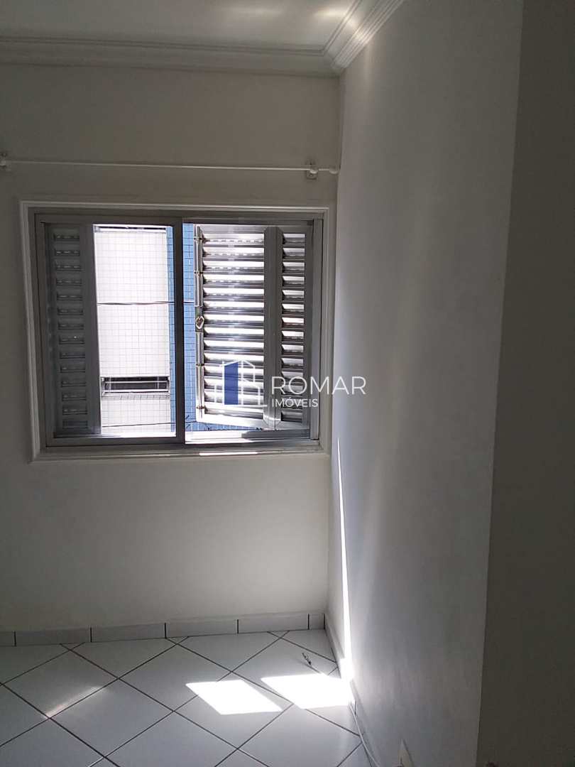 Apartamento à venda com 2 quartos, 72m² - Foto 11