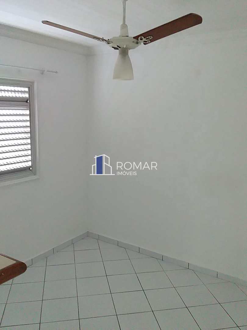 Apartamento à venda com 2 quartos, 72m² - Foto 7