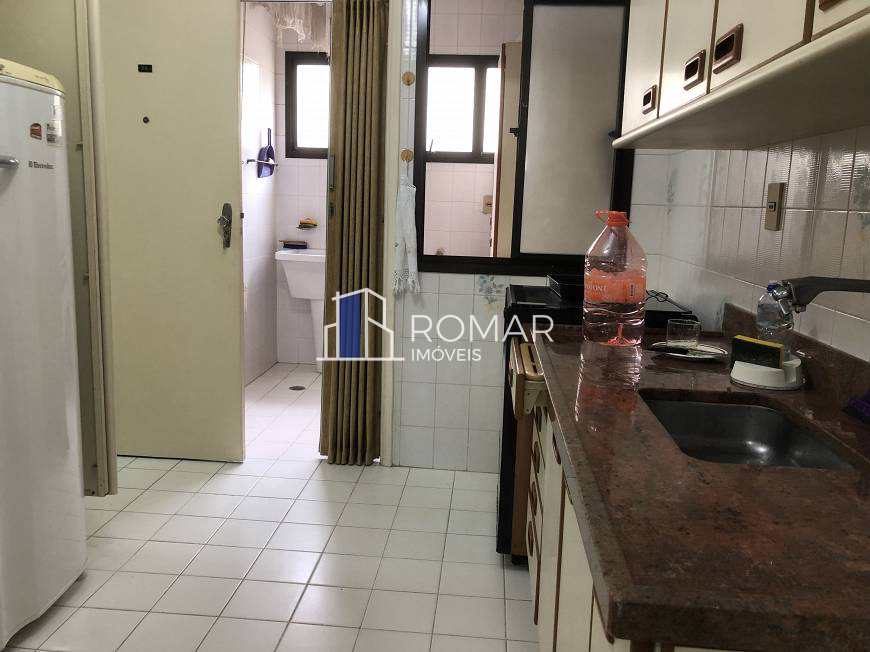 Apartamento à venda com 2 quartos, 77m² - Foto 9