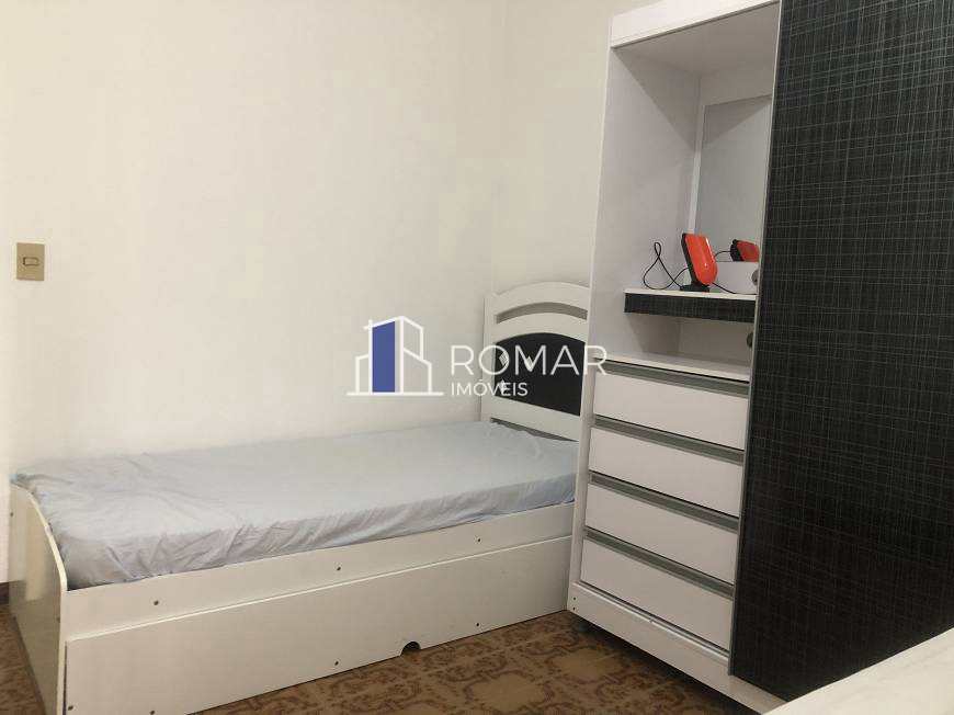 Apartamento à venda com 2 quartos, 77m² - Foto 4