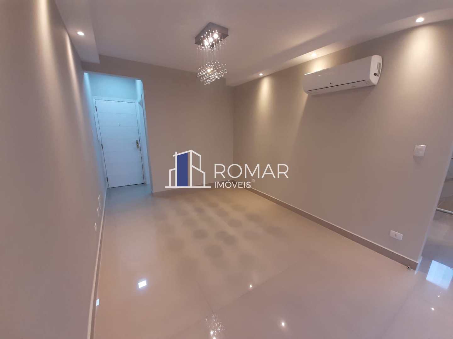 Apartamento à venda com 2 quartos, 83m² - Foto 2