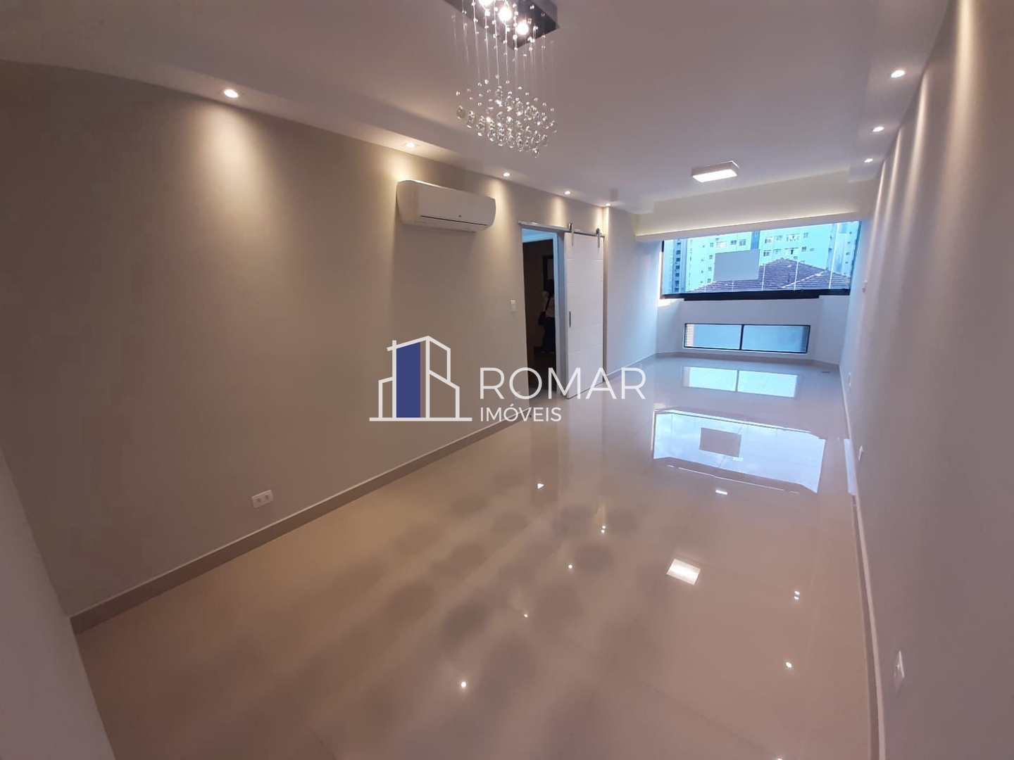 Apartamento à venda com 2 quartos, 83m² - Foto 1