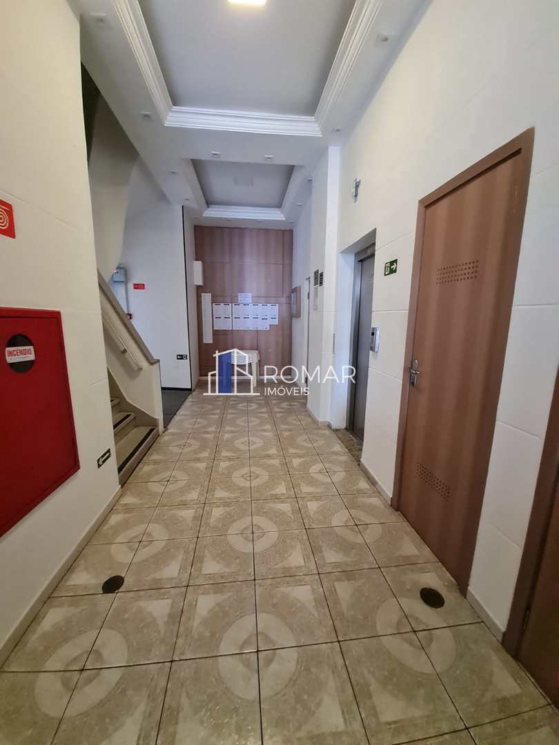 Apartamento à venda com 2 quartos, 78m² - Foto 2