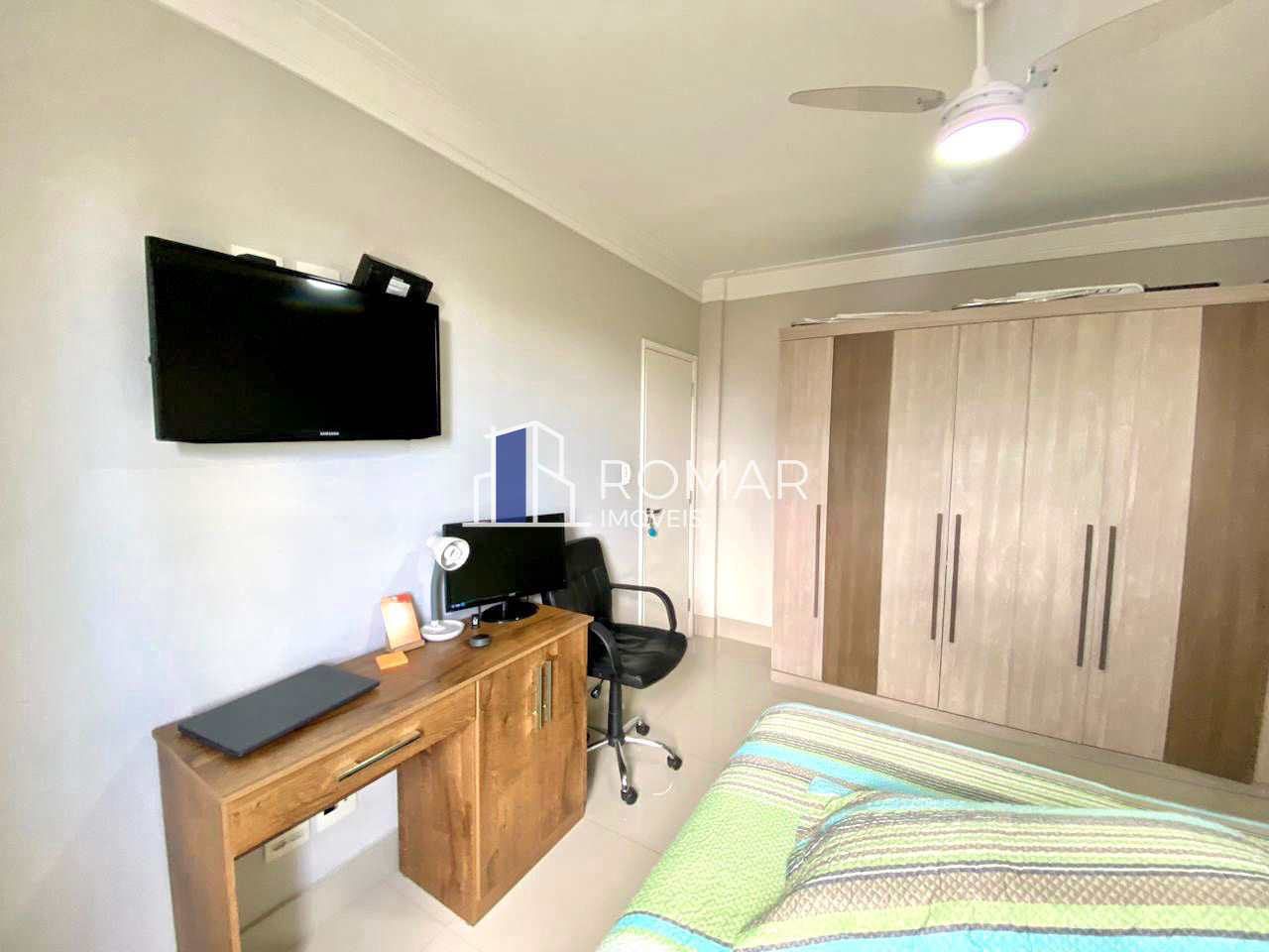 Apartamento à venda com 2 quartos, 71m² - Foto 3