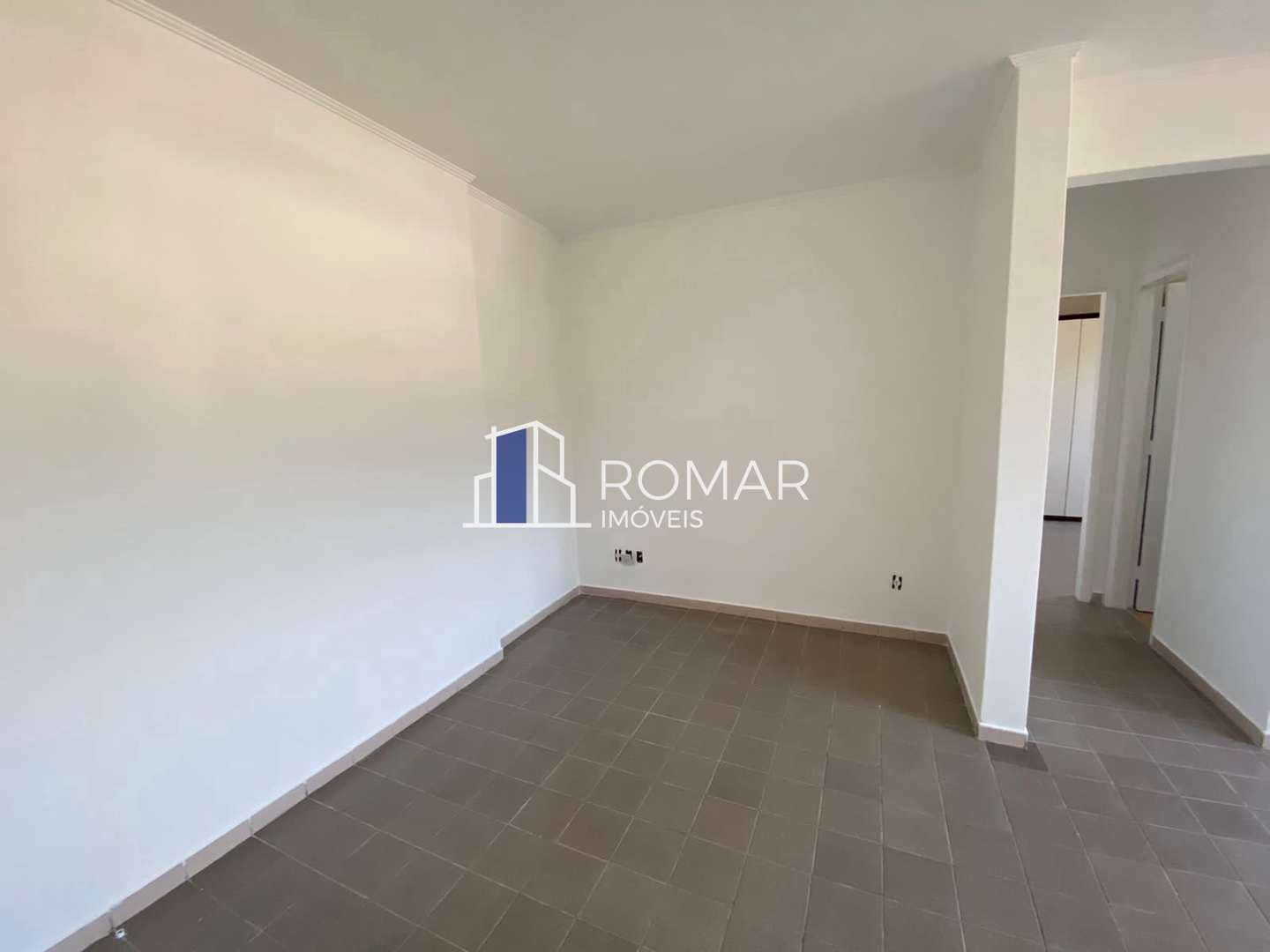 Apartamento à venda com 2 quartos, 65m² - Foto 3