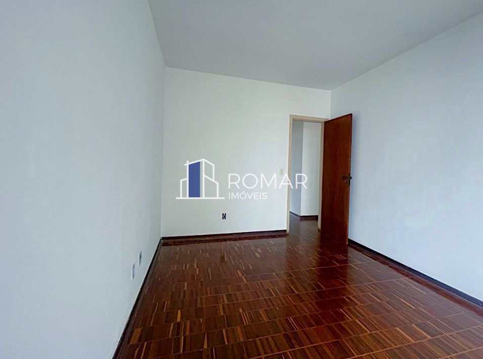 Apartamento à venda com 2 quartos, 75m² - Foto 5