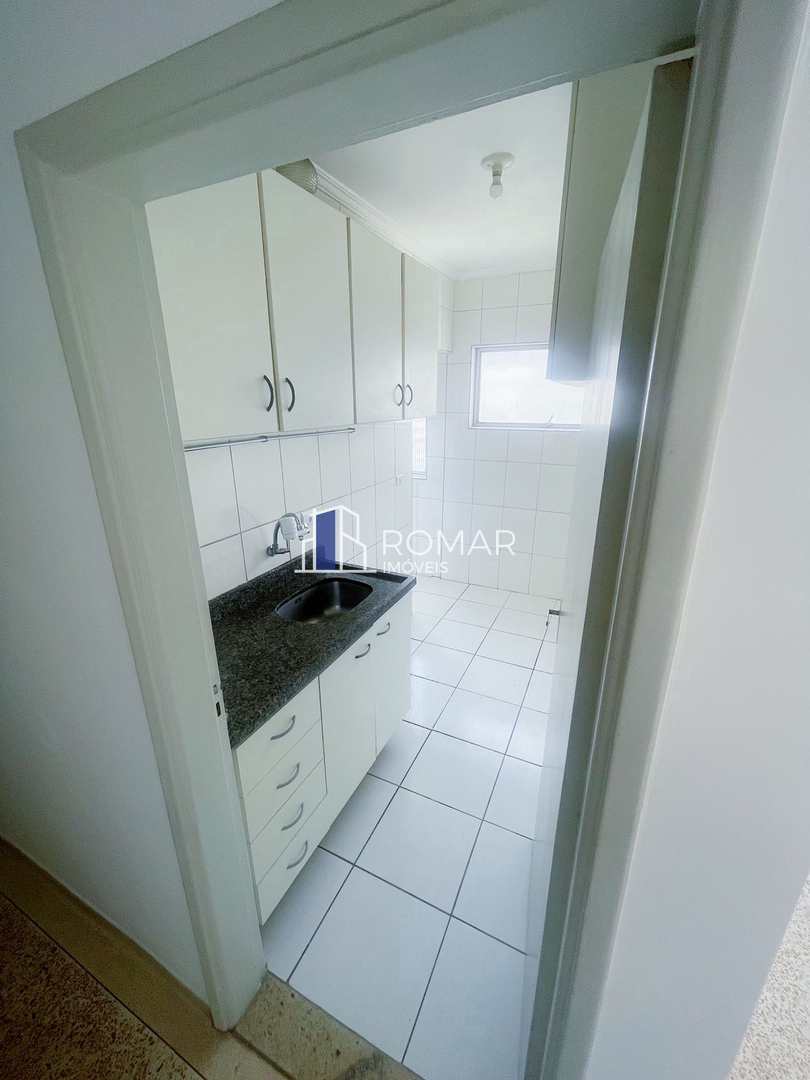 Apartamento à venda com 1 quarto, 40m² - Foto 2