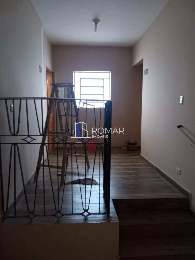 Sobrado à venda e aluguel com 2 quartos, 240m² - Foto 5