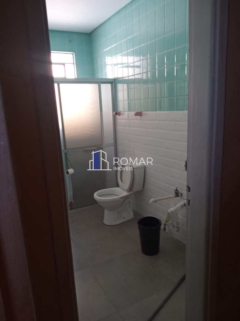 Sobrado à venda e aluguel com 2 quartos, 240m² - Foto 4