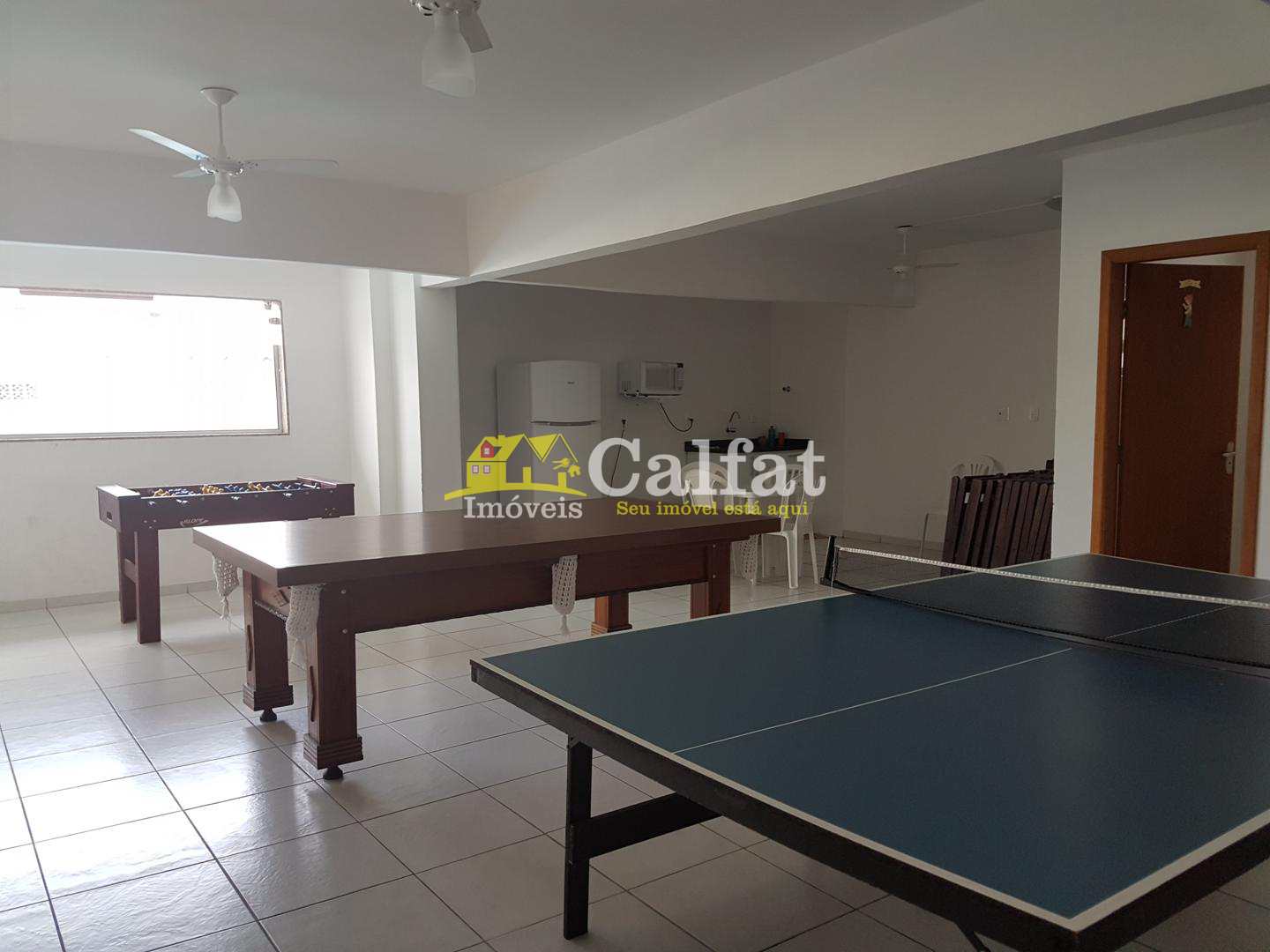 Apartamento à venda com 2 quartos, 77m² - Foto 11