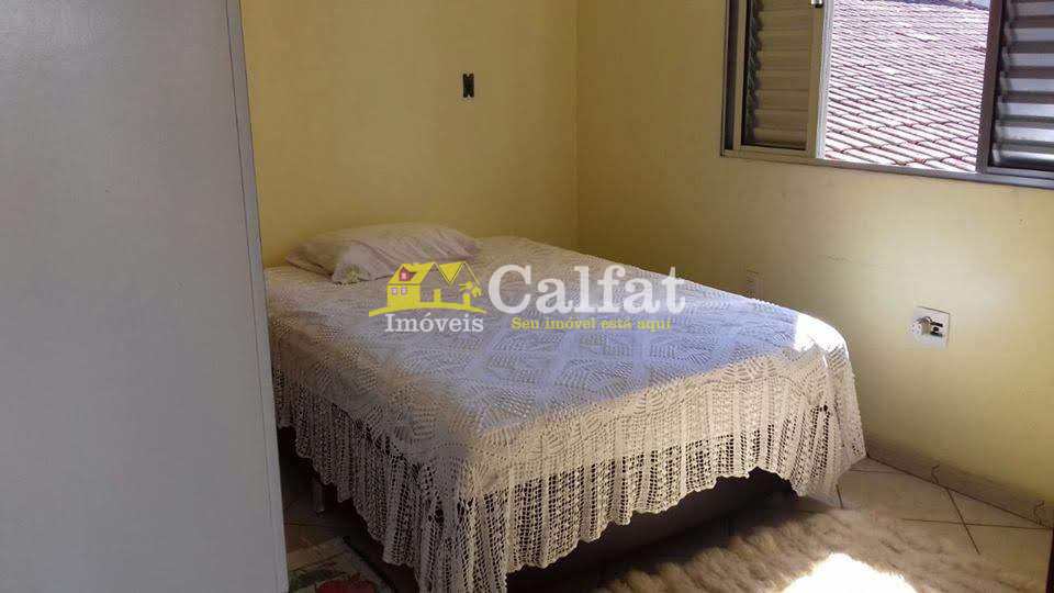 Casa à venda com 3 quartos, 250m² - Foto 27