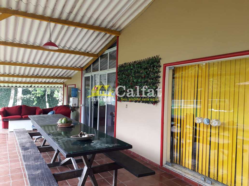 Fazenda à venda com 5 quartos, 350m² - Foto 14