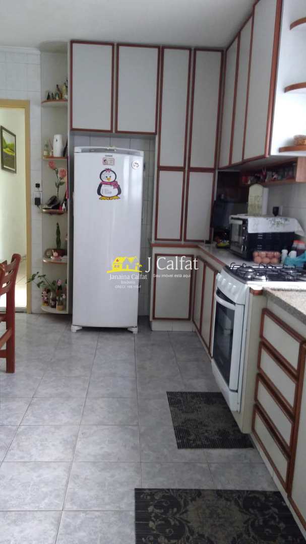 Sobrado à venda com 3 quartos, 150m² - Foto 8