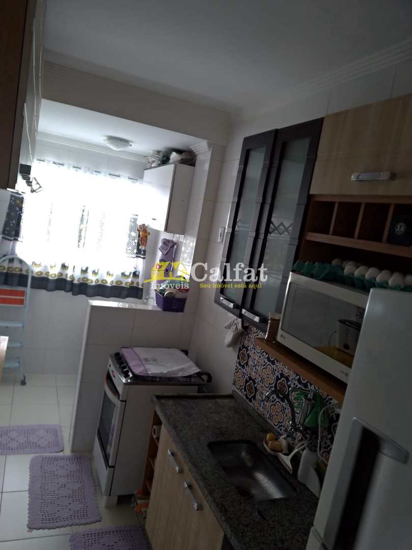 Apartamento à venda com 2 quartos, 60m² - Foto 12