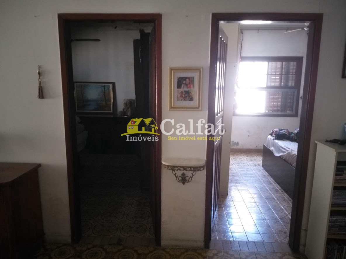 Casa à venda com 4 quartos, 185m² - Foto 14