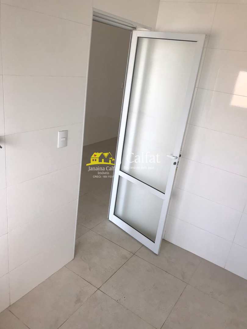 Apartamento à venda com 3 quartos, 136m² - Foto 17