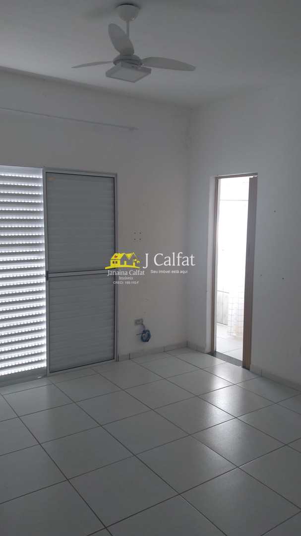 Casa à venda com 2 quartos, 100m² - Foto 11