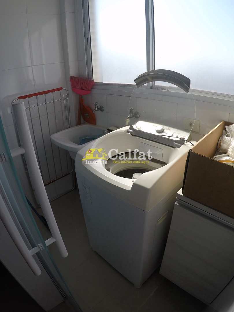 Apartamento à venda com 2 quartos, 76m² - Foto 12