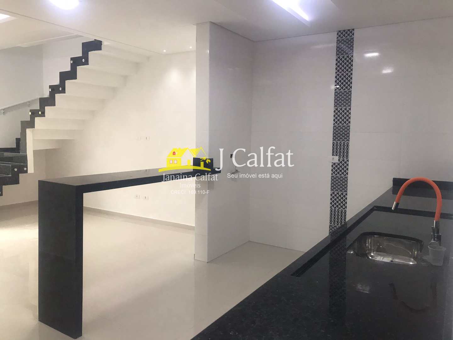 Casa à venda com 2 quartos, 140m² - Foto 14