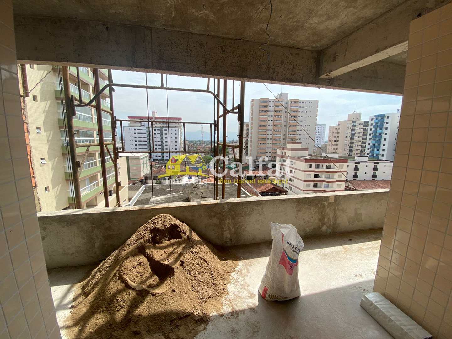 Apartamento à venda com 2 quartos, 85m² - Foto 4