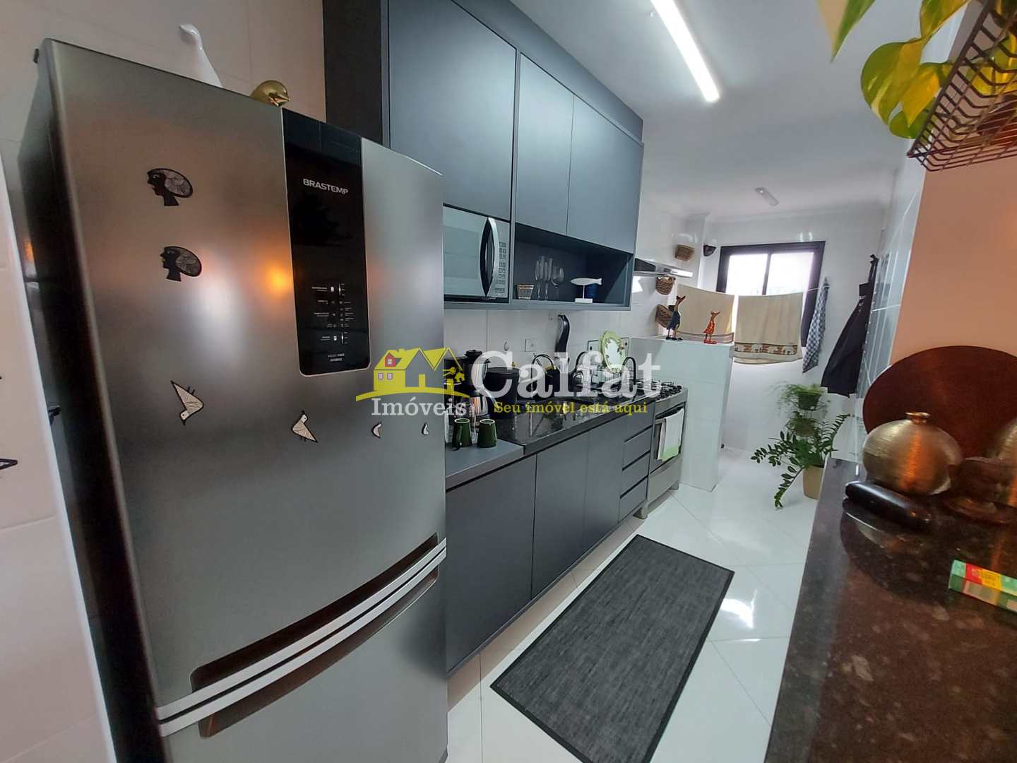 Apartamento à venda com 2 quartos, 73m² - Foto 3