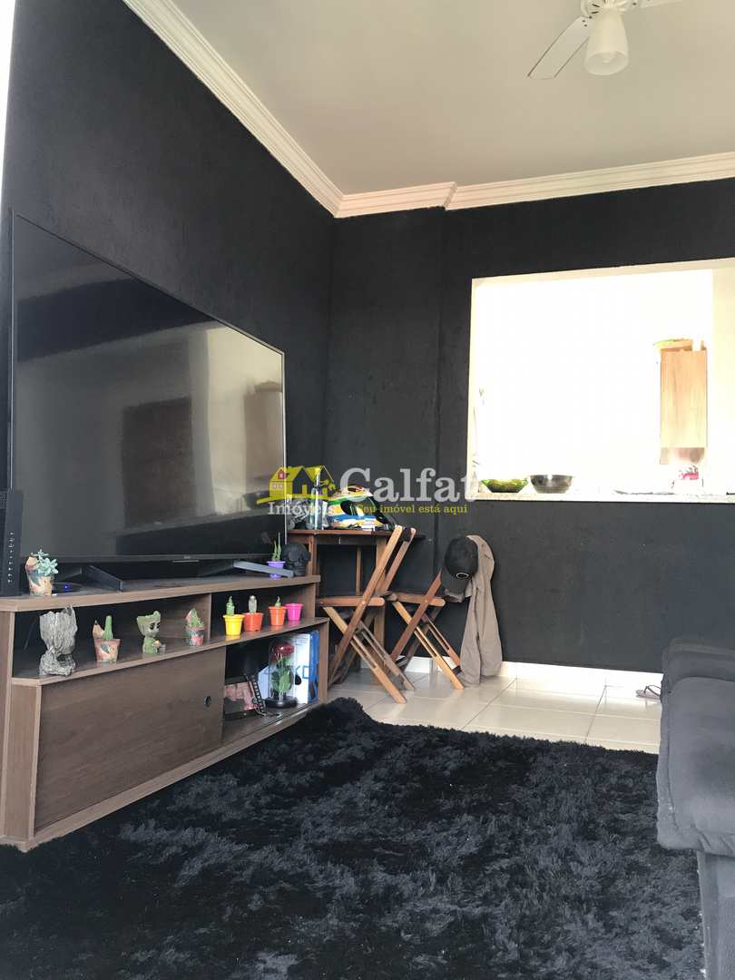 Apartamento à venda com 2 quartos, 70m² - Foto 2