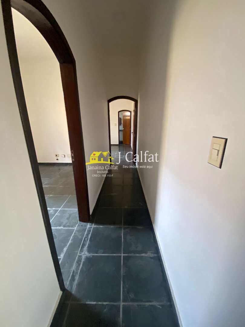 Casa à venda com 4 quartos, 241m² - Foto 23