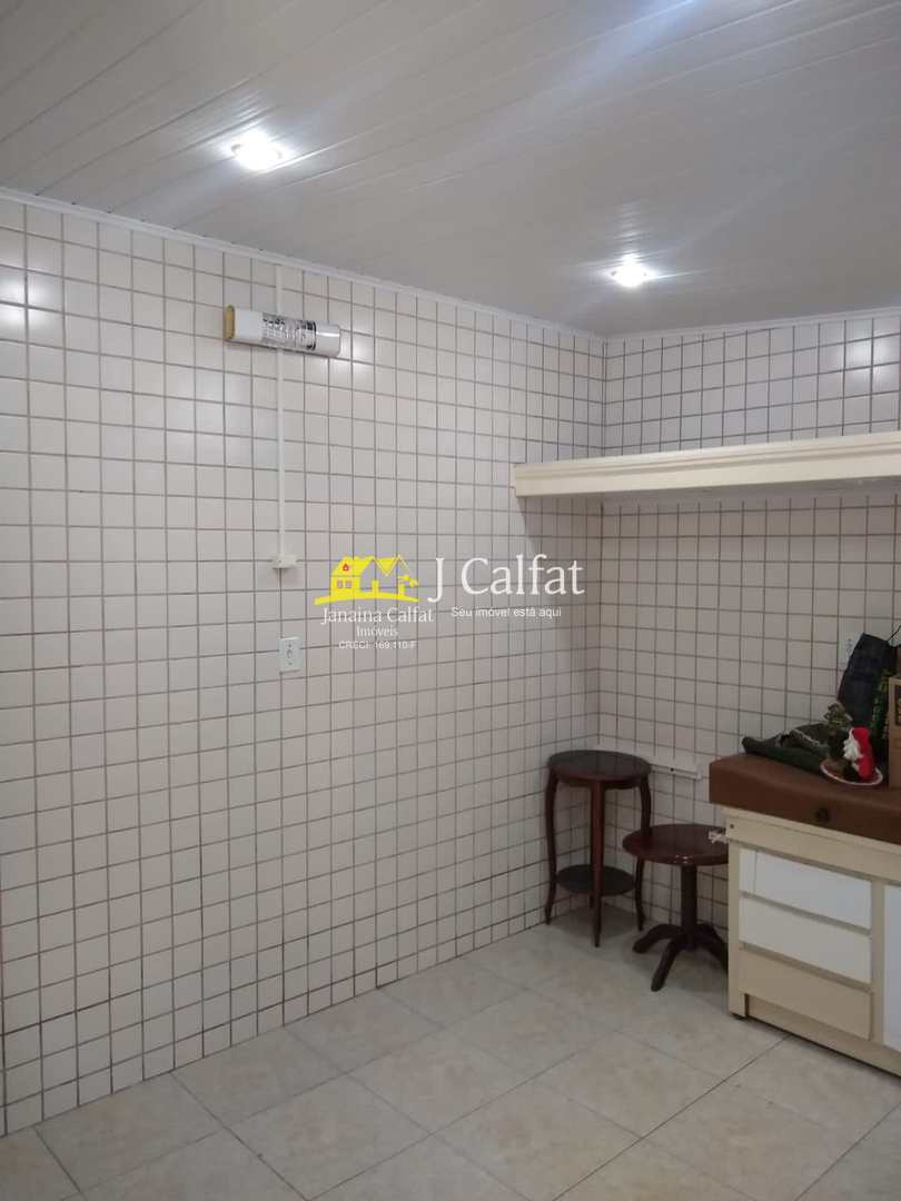 Casa à venda com 3 quartos, 110m² - Foto 14