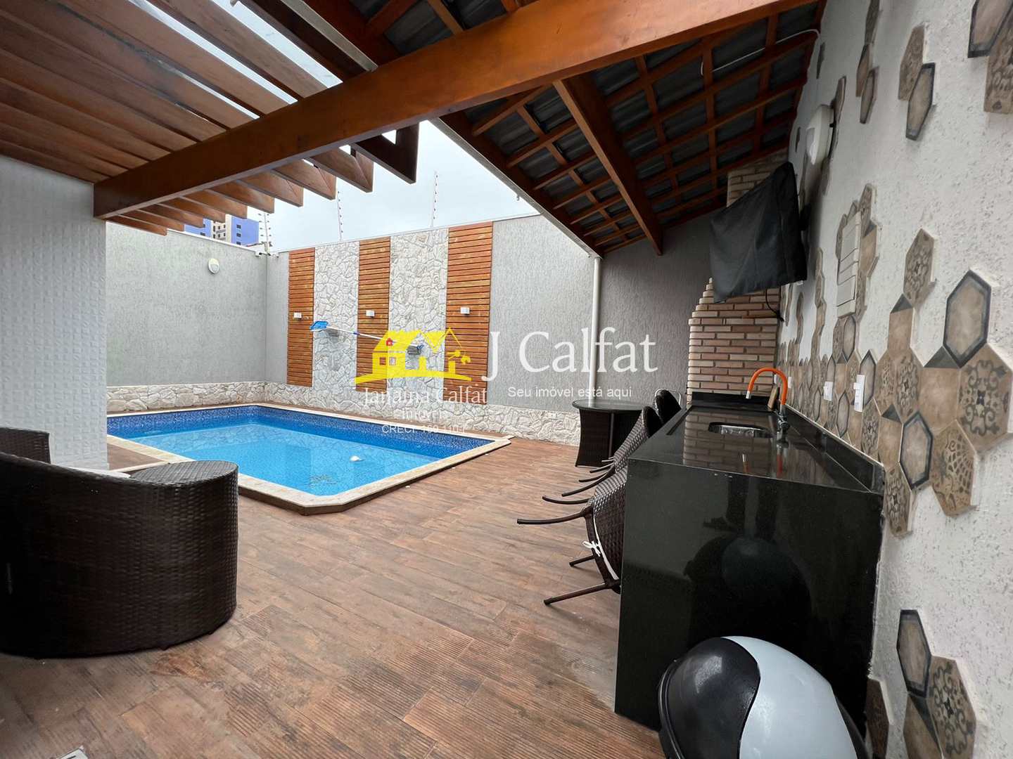 Casa à venda com 3 quartos, 180m² - Foto 4