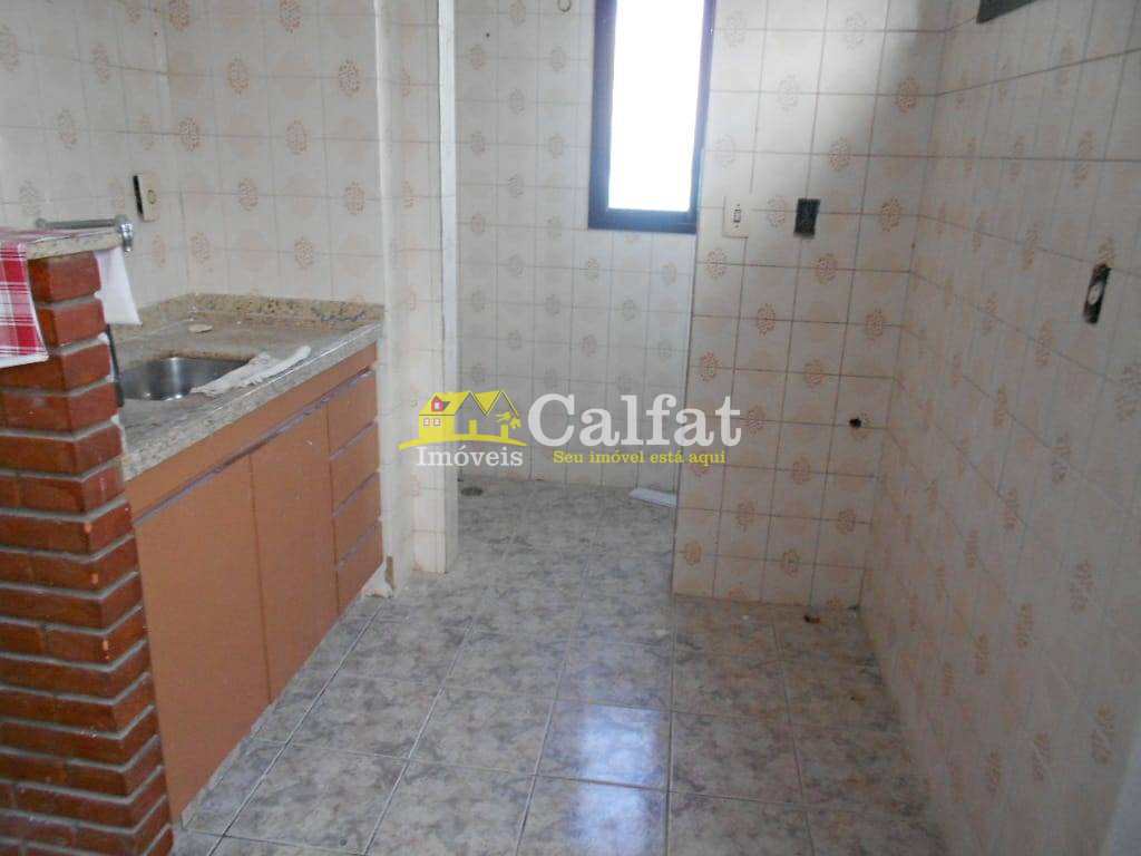 Apartamento à venda com 1 quarto, 45m² - Foto 4