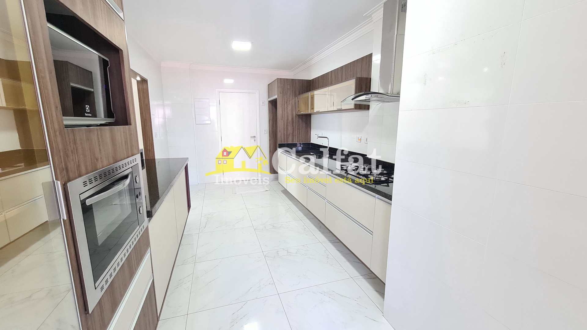 Apartamento à venda com 3 quartos, 123m² - Foto 5