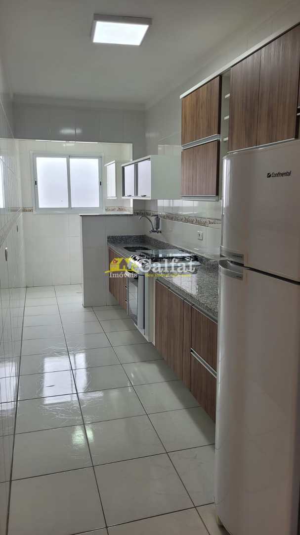 Apartamento à venda com 3 quartos, 90m² - Foto 4