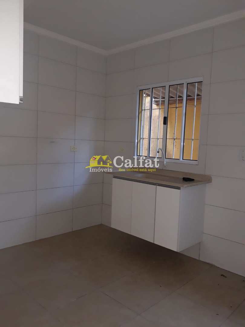 Sobrado à venda com 2 quartos, 49m² - Foto 3